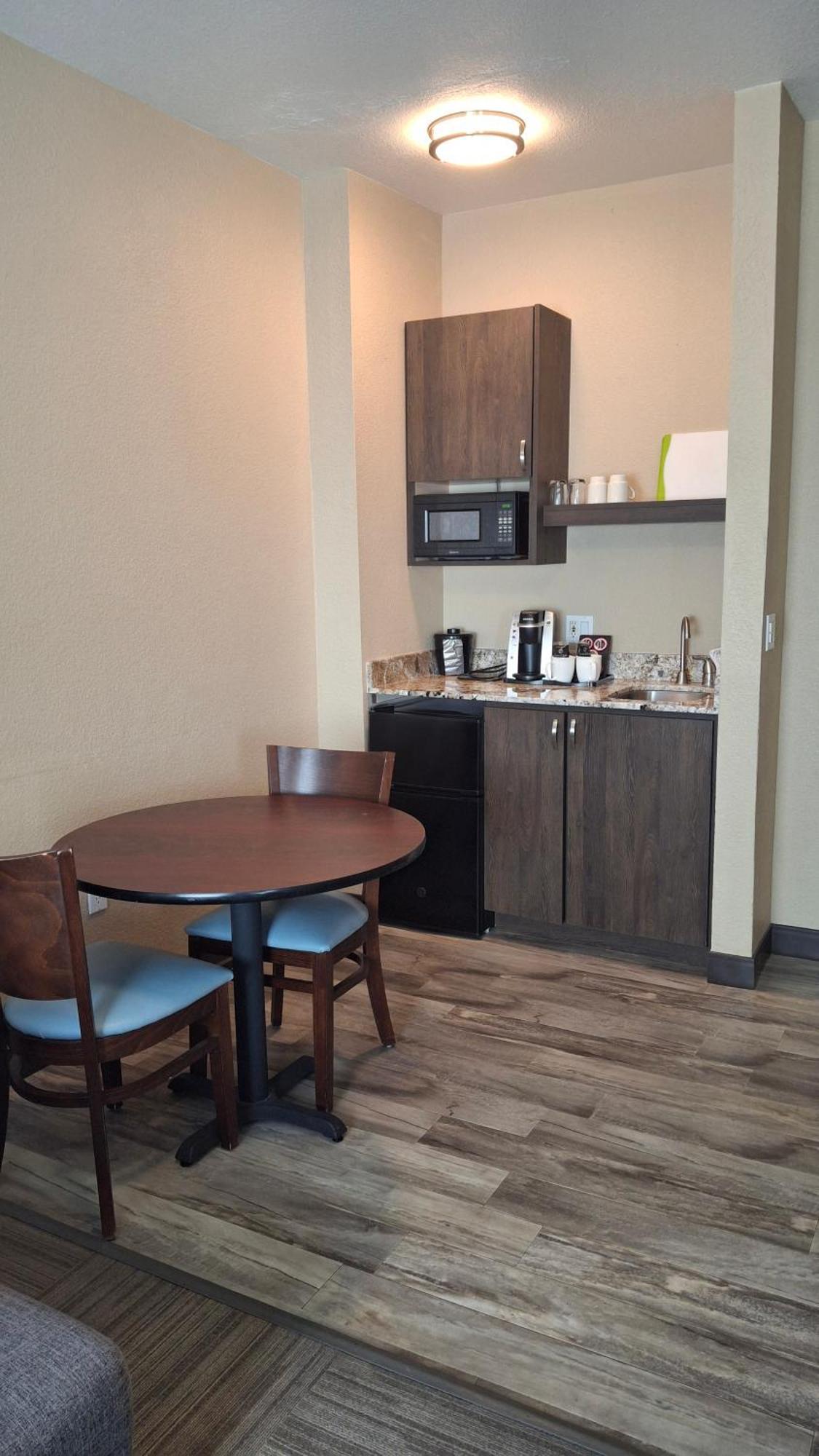 Island Suites Lake Havasu City Esterno foto