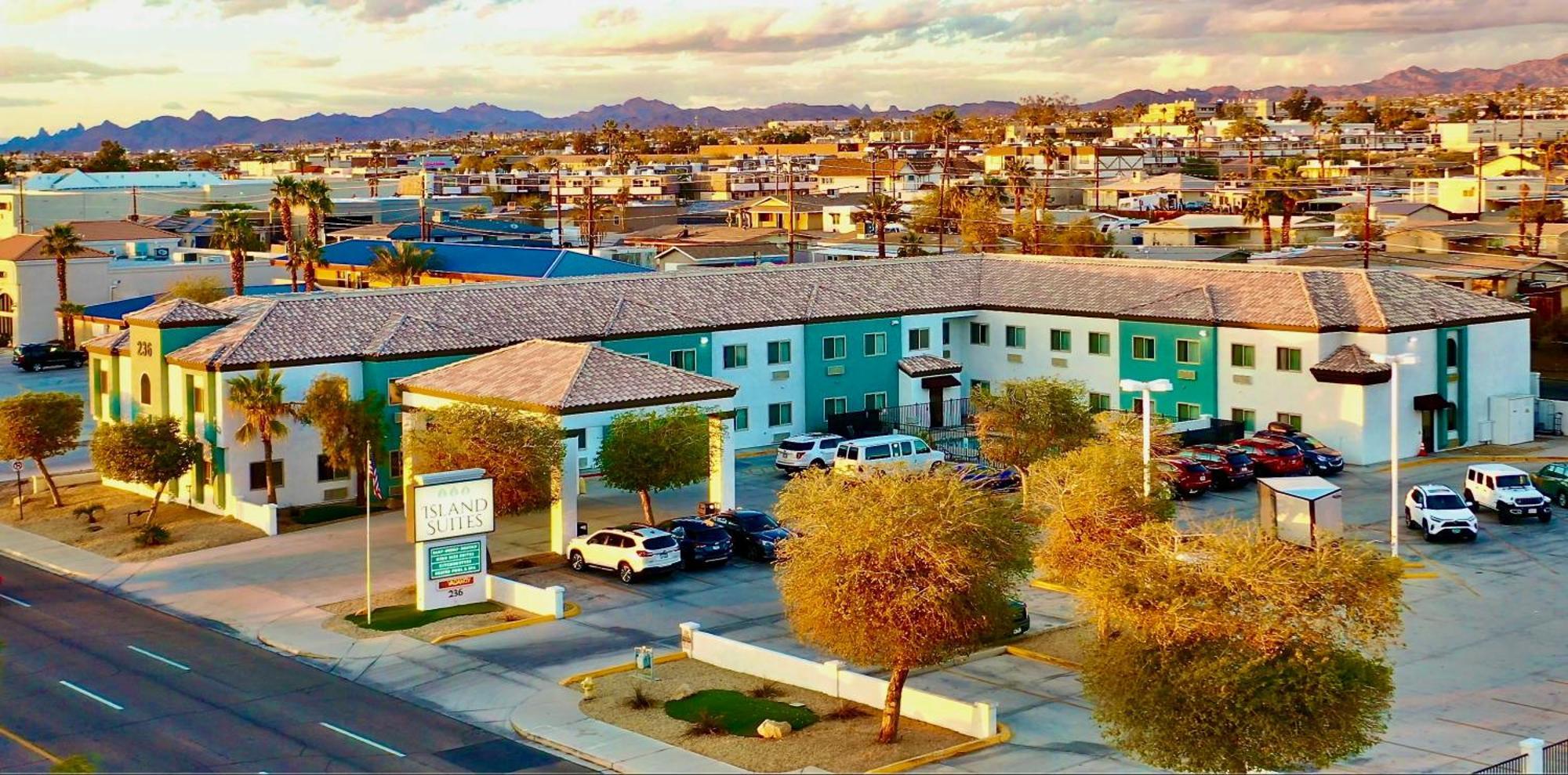 Island Suites Lake Havasu City Esterno foto